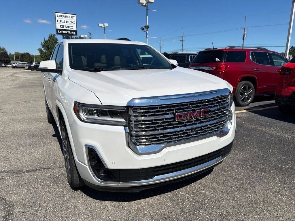 2023 GMC Acadia