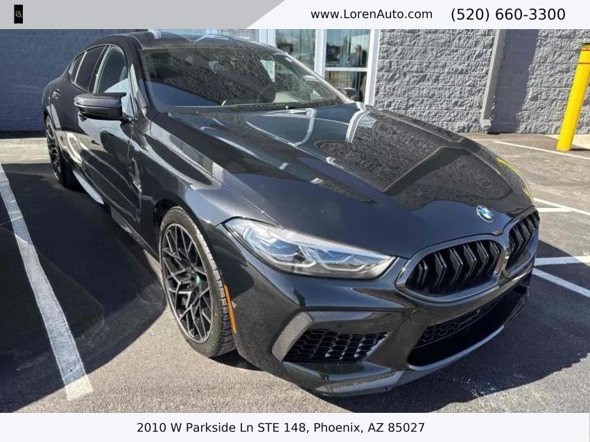 2022 BMW M8