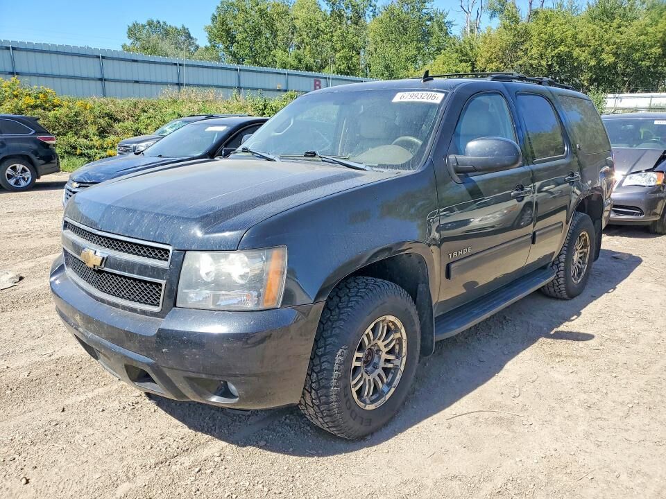 2011 CHEVROLET Tahoe