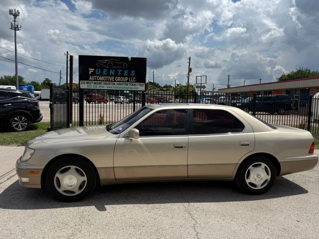 1999 Lexus LS