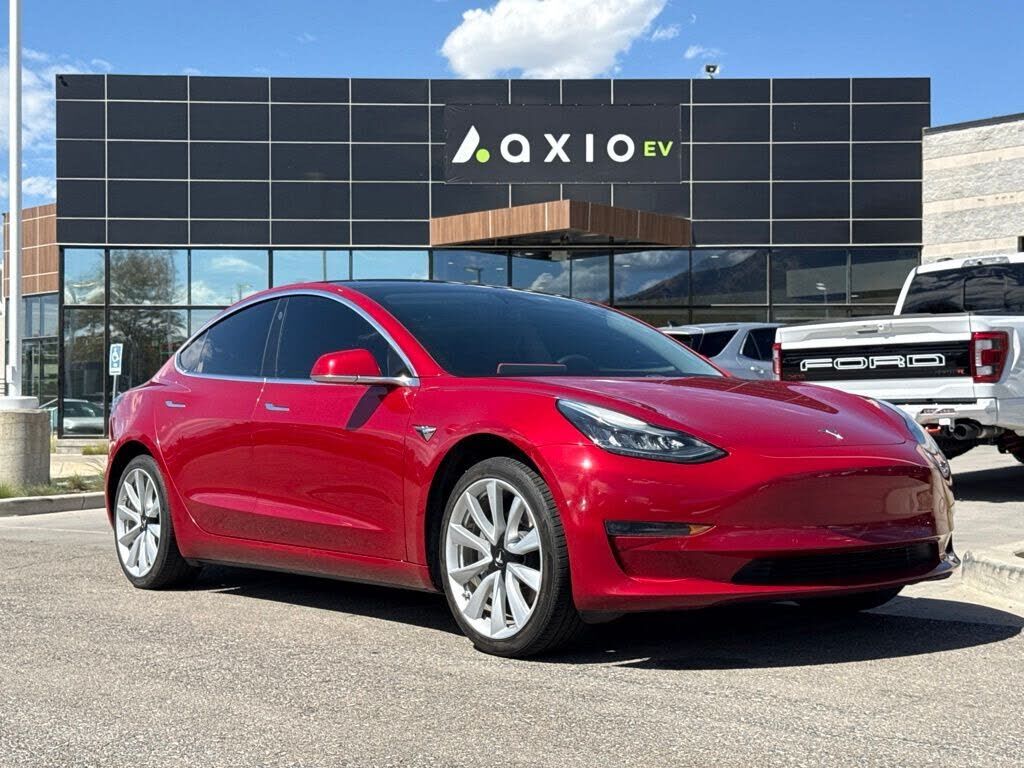2019 TESLA Model 3