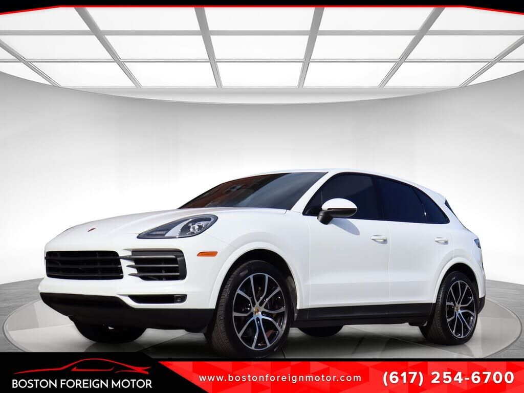 2023 PORSCHE Cayenne