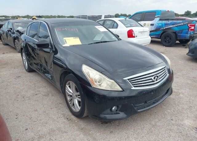 2011 INFINITI G37