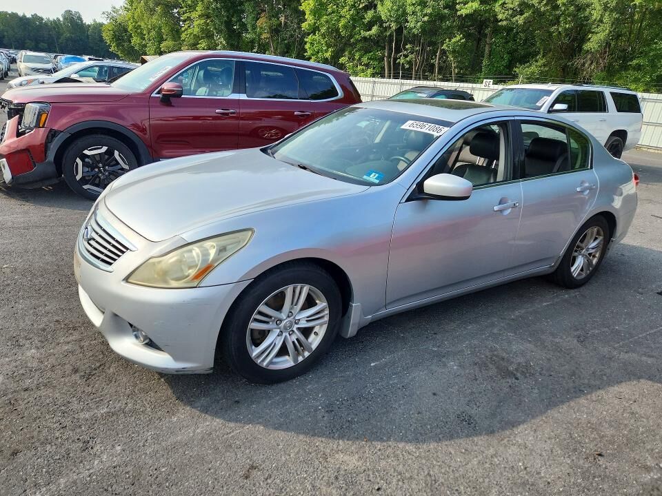 2012 INFINITI G37