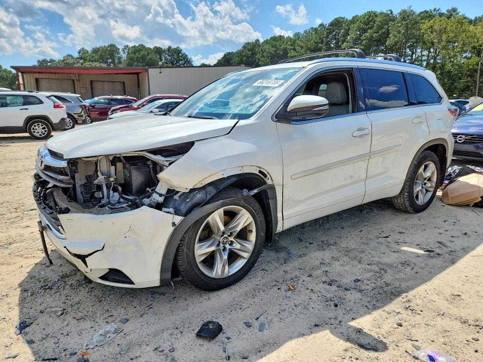 2016 TOYOTA Highlander