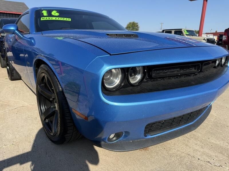 2016 DODGE Challenger