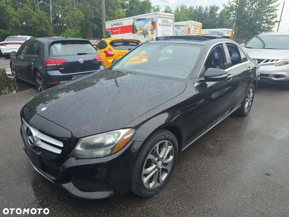 2016 MERCEDES-BENZ C-Class