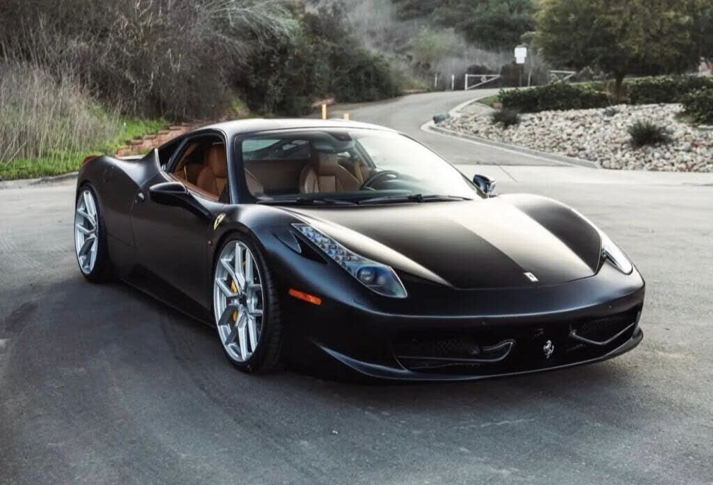 2010 FERRARI 458 Italia