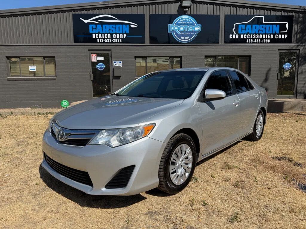 2013 TOYOTA Camry