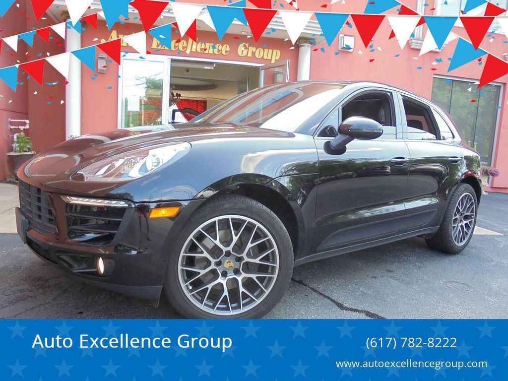 2018 PORSCHE Macan