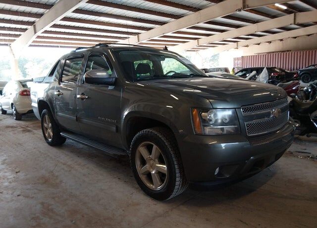 2011 CHEVROLET Avalanche