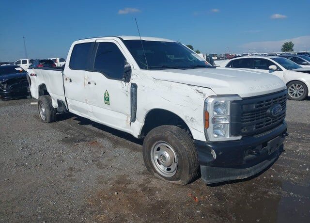 2025 FORD F-250