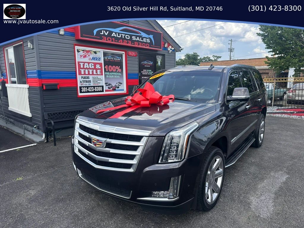2017 CADILLAC Escalade