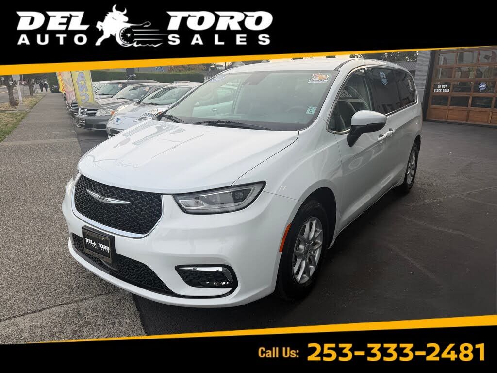 2023 CHRYSLER Pacifica