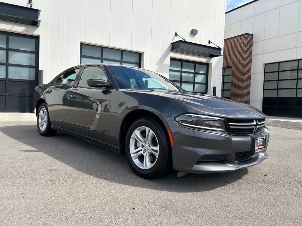 2022 DODGE Charger