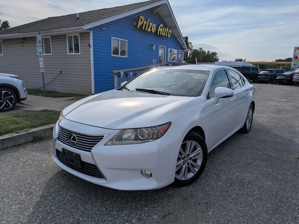 2013 LEXUS ES