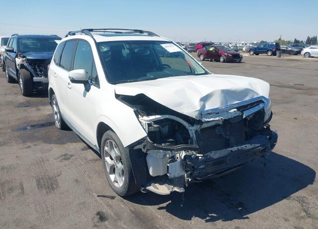 2017 SUBARU Forester