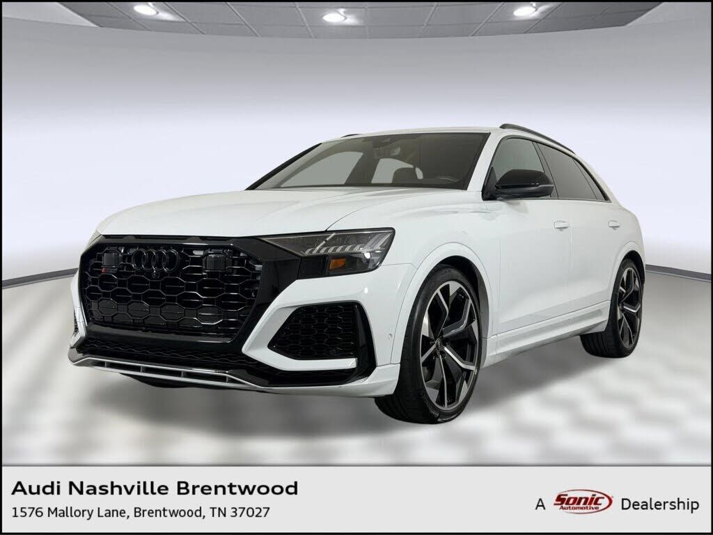 2023 AUDI RS Q8