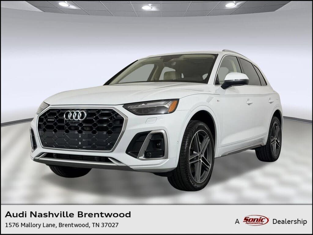 2024 AUDI Q5 e