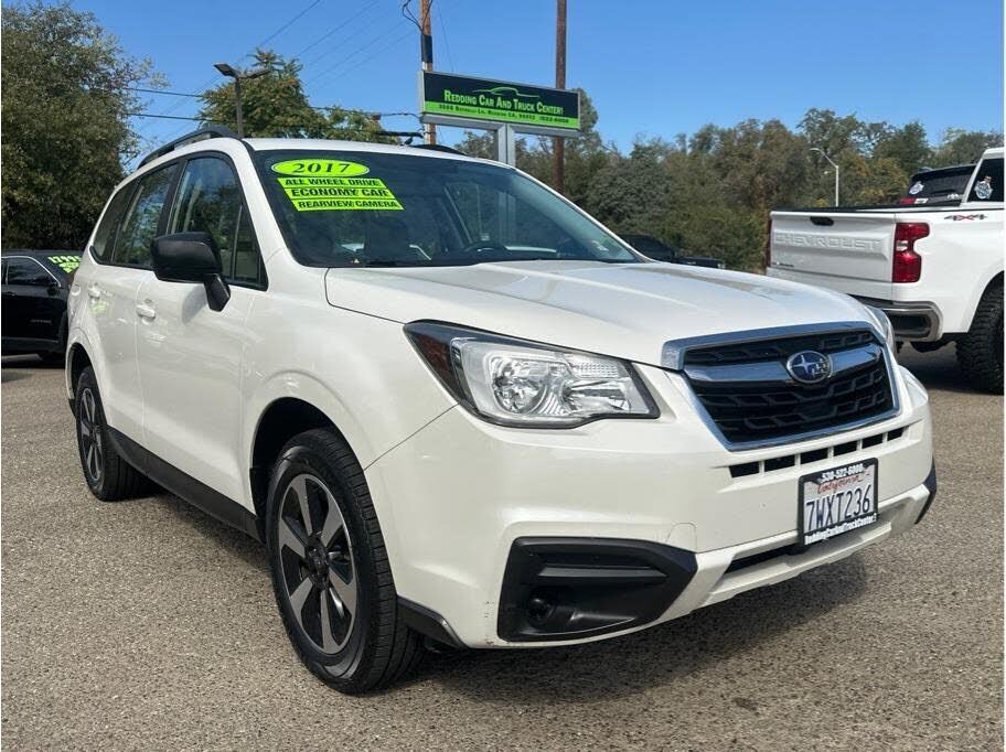2017 SUBARU Forester