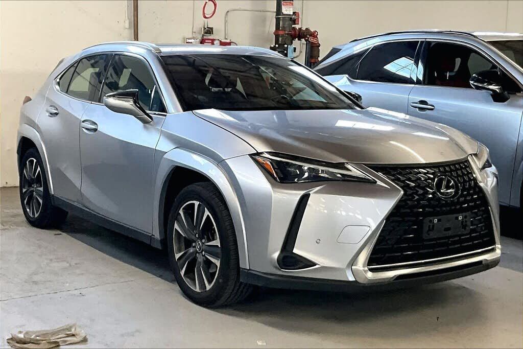 2024 LEXUS UX