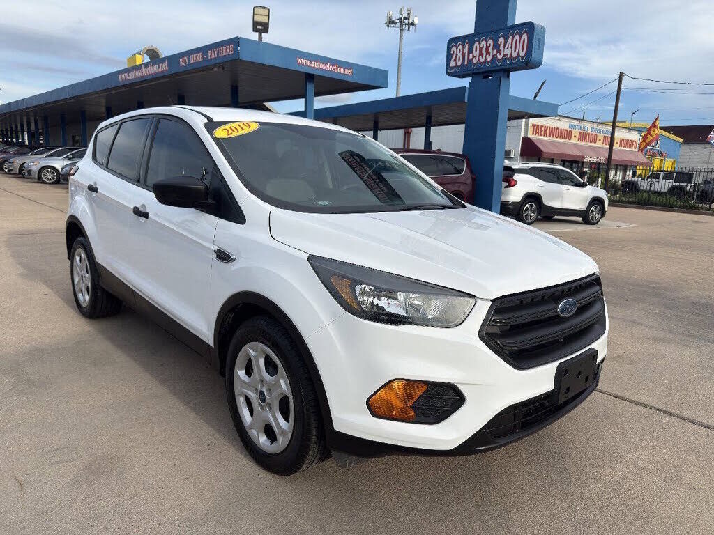 2019 FORD Escape