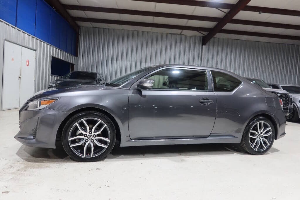 2016 TOYOTA SCION