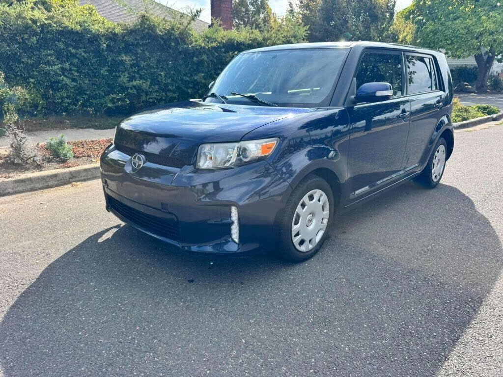 2015 TOYOTA SCION
