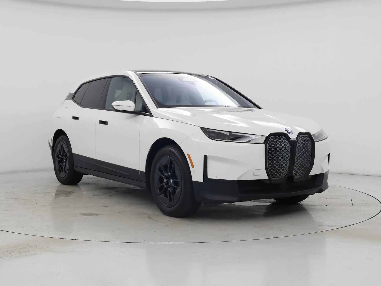 2024 BMW iX