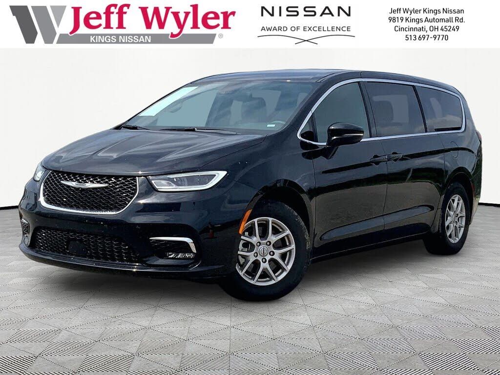 2025 CHRYSLER Pacifica