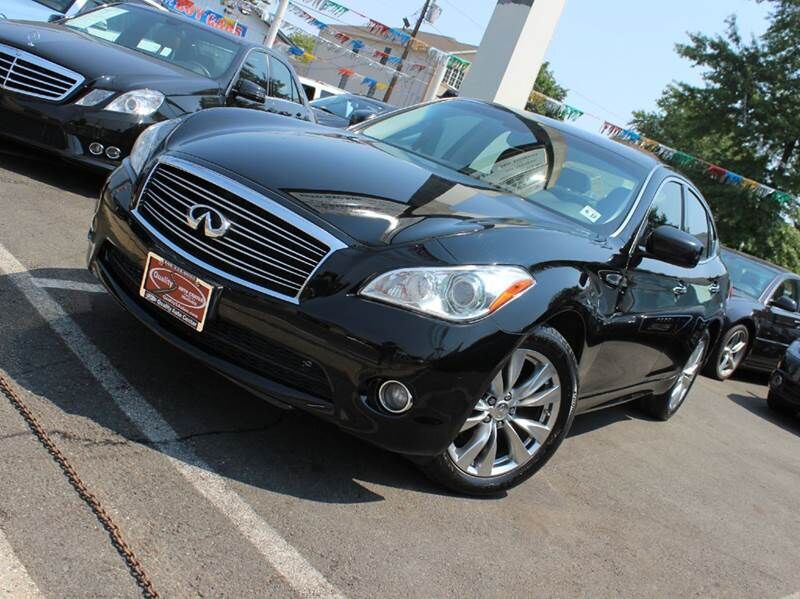 2012 INFINITI M37
