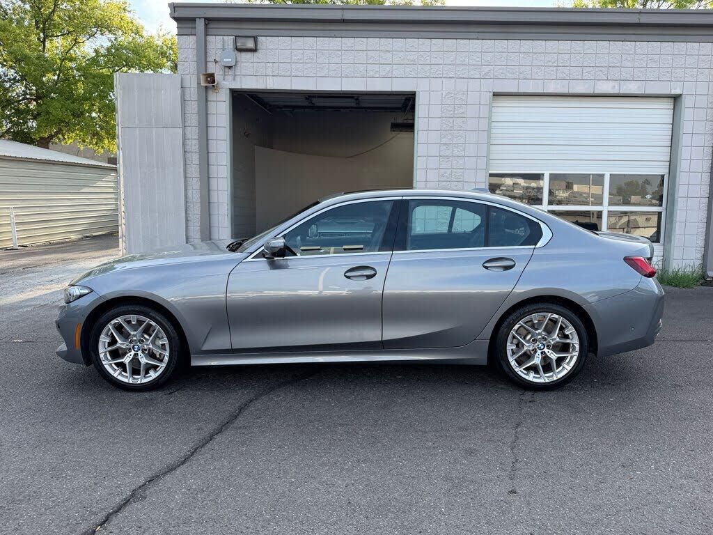 2026 BMW 330i