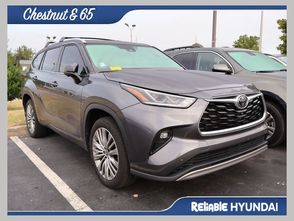 2023 TOYOTA Highlander