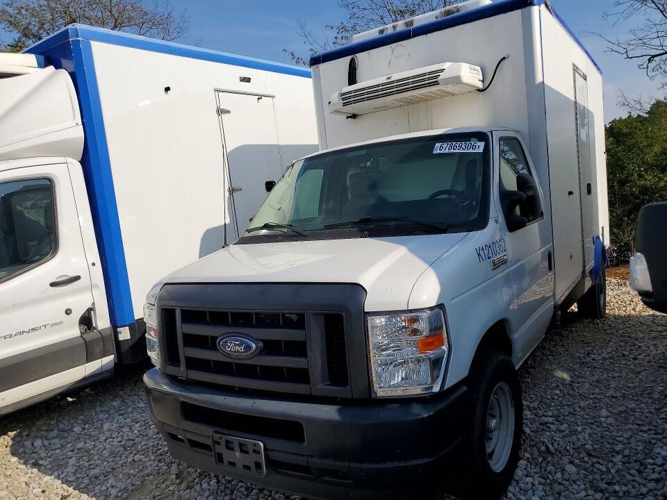 2023 FORD E-350
