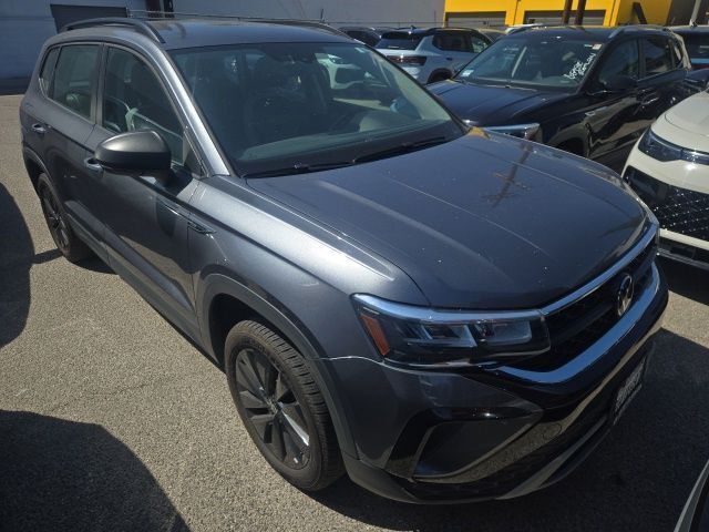 2023 VOLKSWAGEN Taos