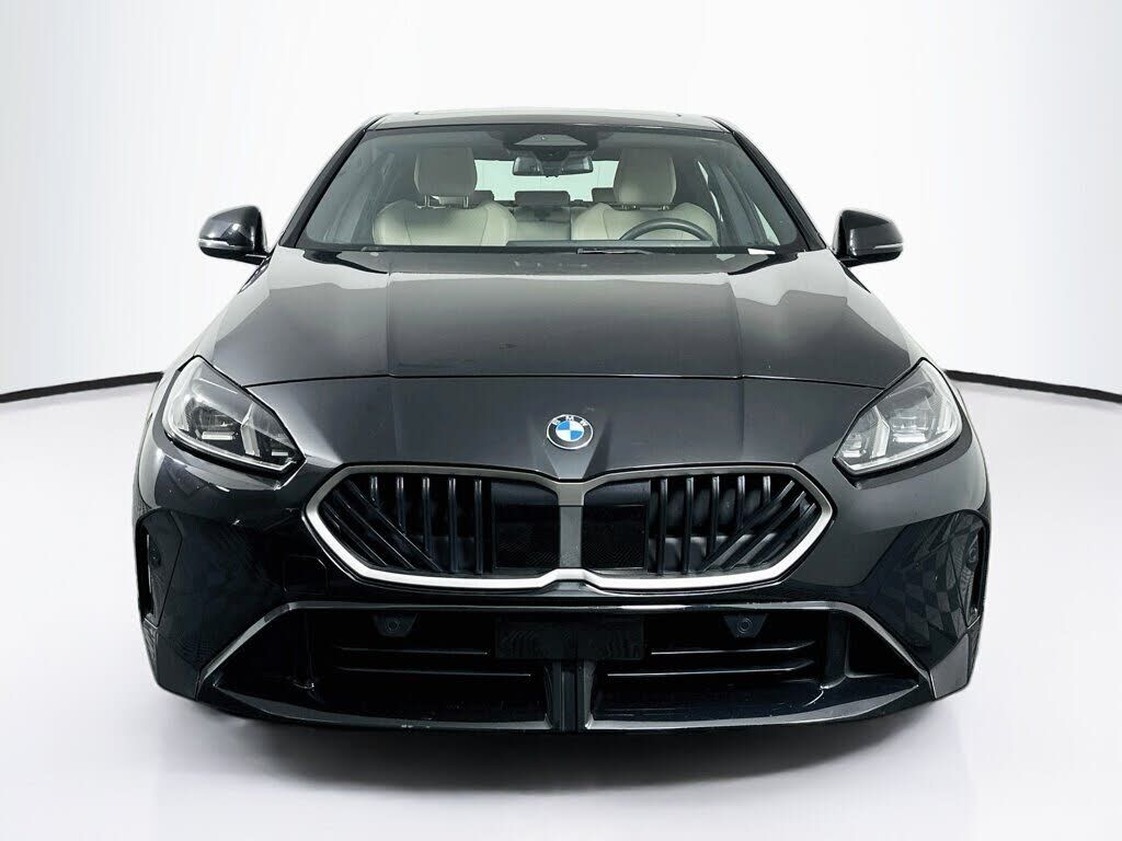 2025 BMW 228i