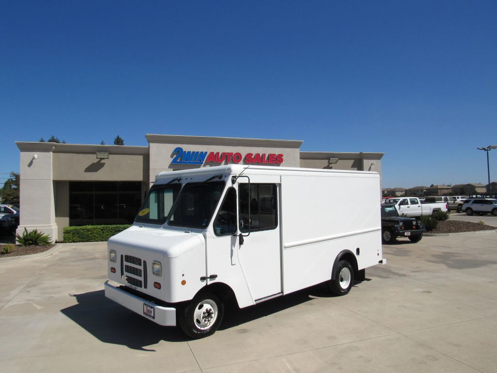 2017 FORD E-350