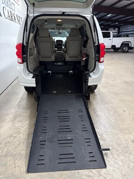 2016 DODGE Grand Caravan