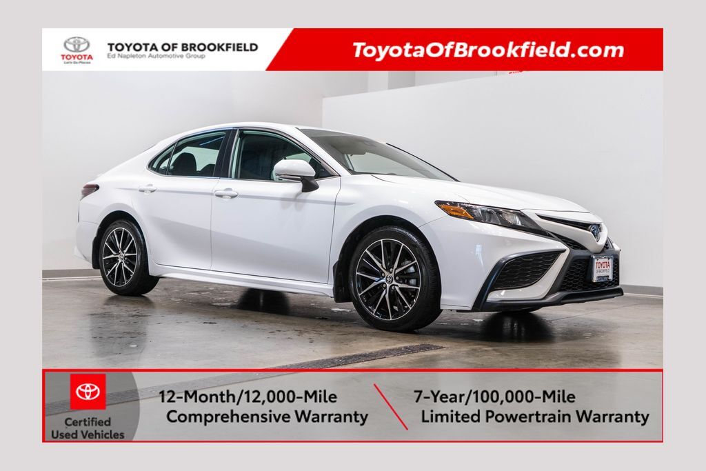 2024 TOYOTA Camry