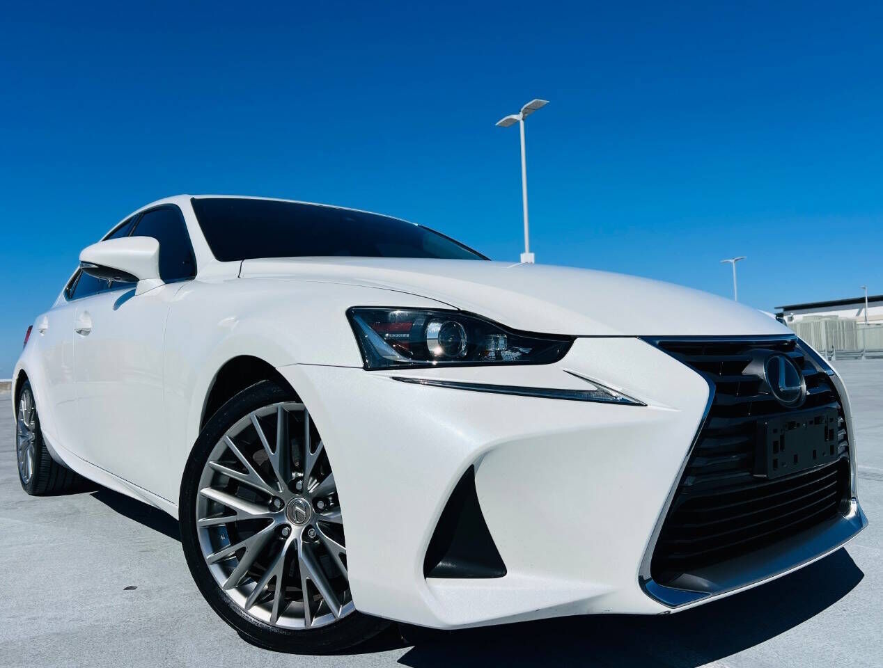 2017 Lexus IS