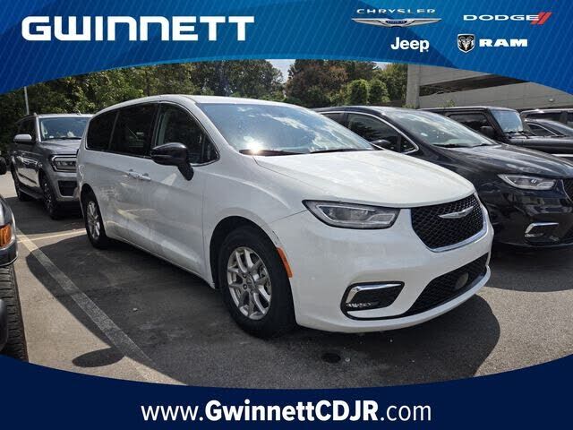 2024 CHRYSLER Pacifica