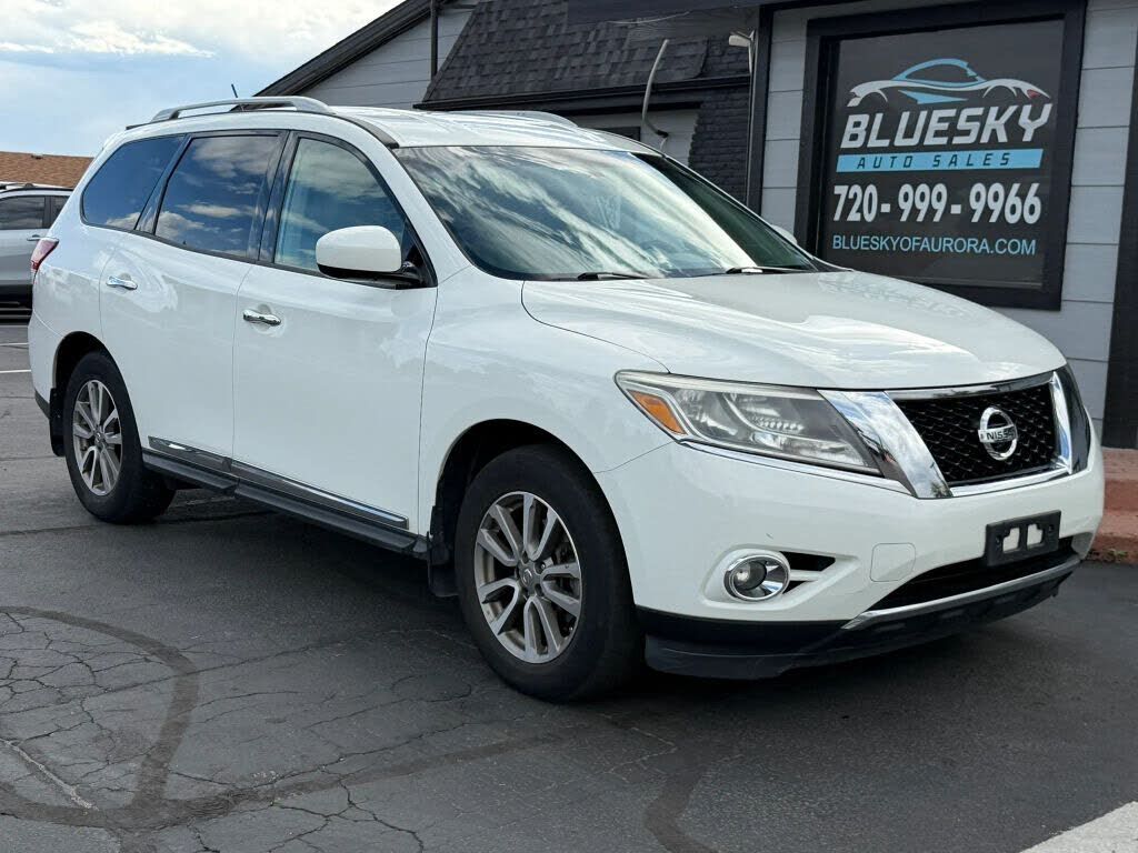 2016 NISSAN Pathfinder