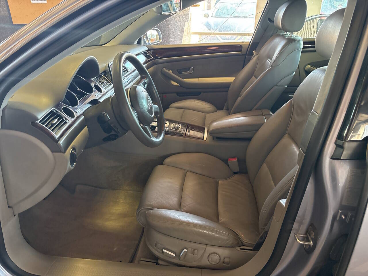 2005 Audi A8