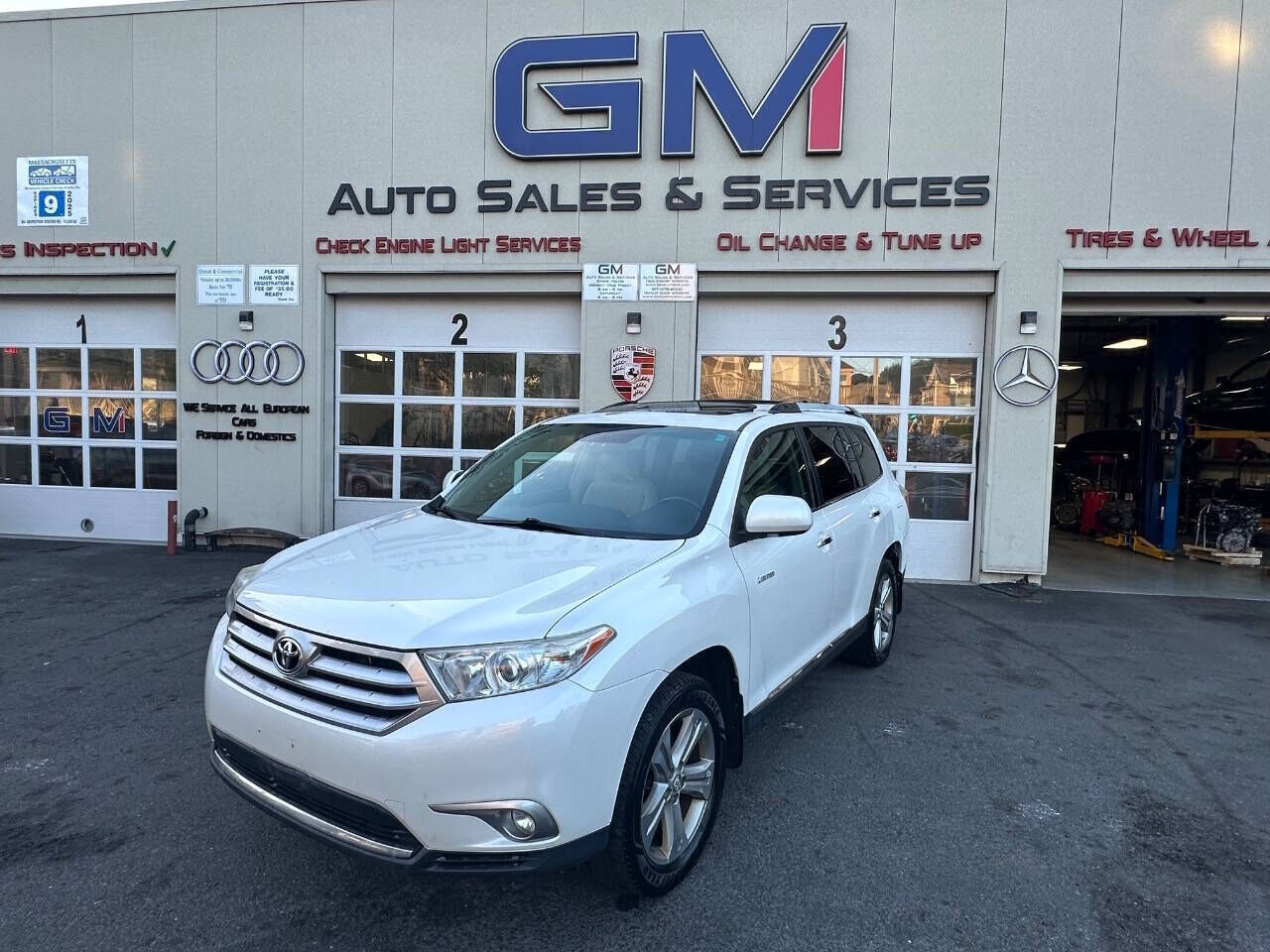 2013 TOYOTA Highlander