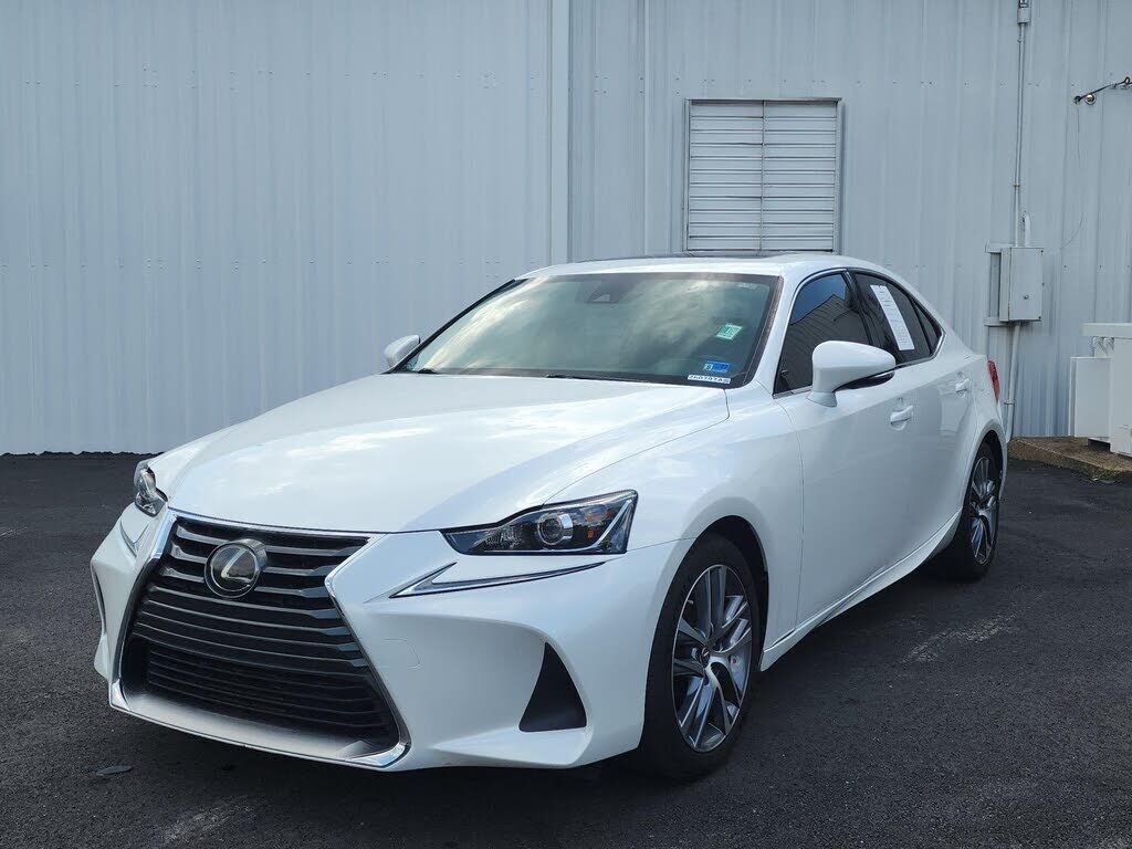 2020 LEXUS IS