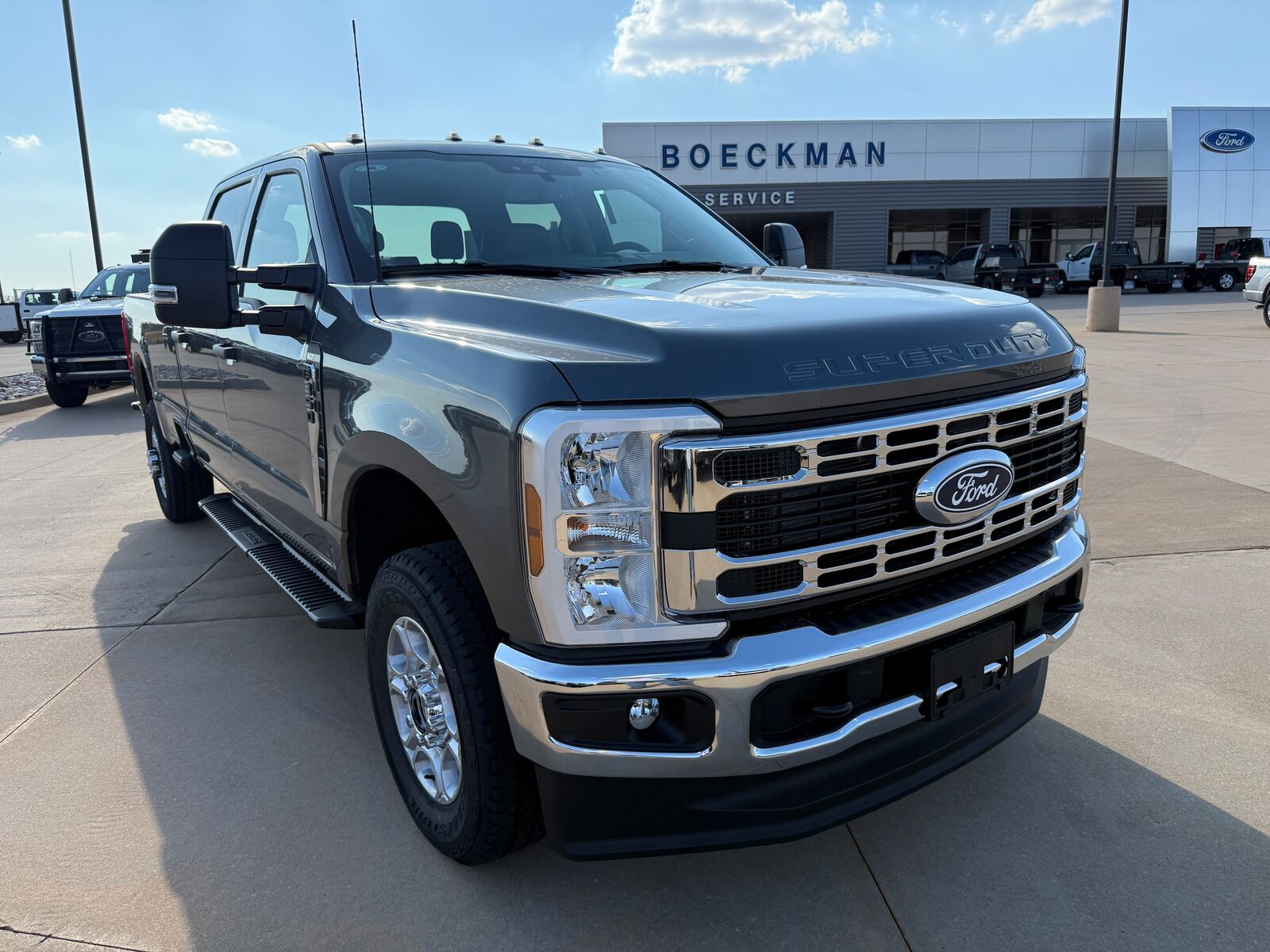 2027 FORD F-350