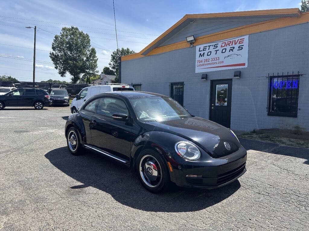 2016 VOLKSWAGEN Beetle