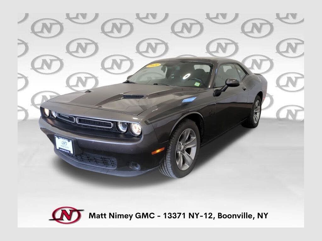 2021 DODGE Challenger
