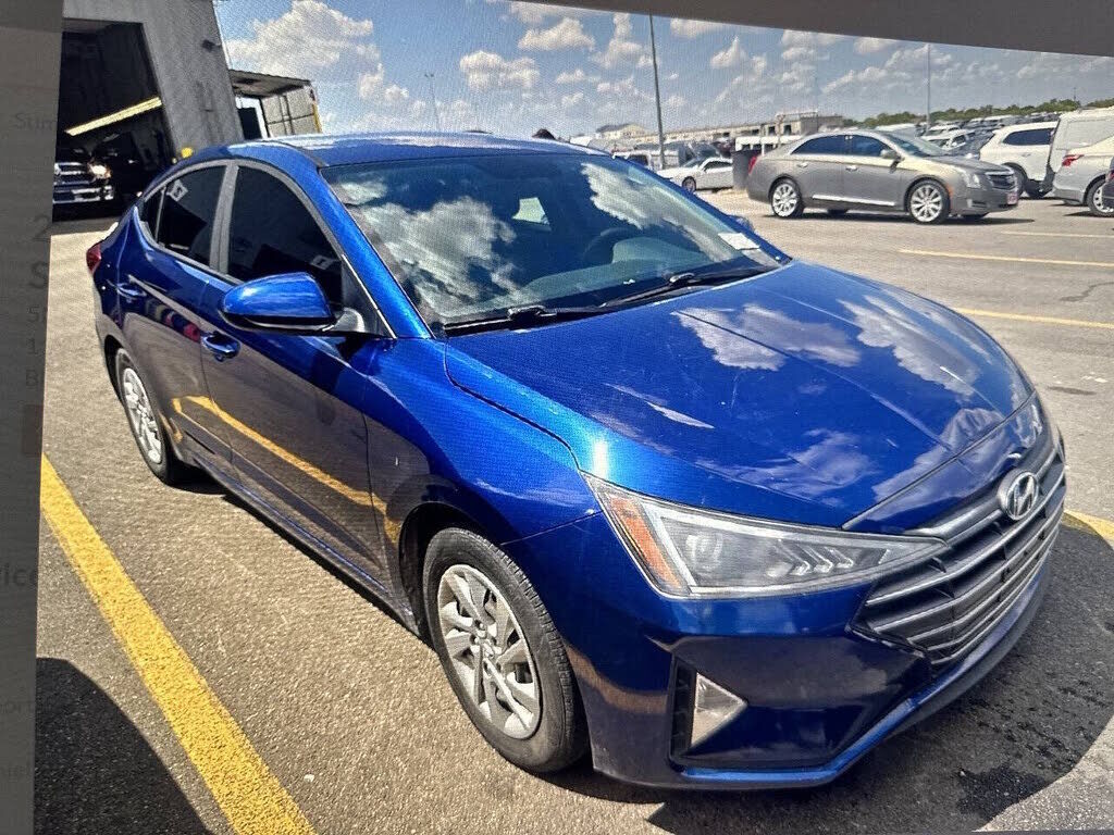 2019 HYUNDAI Elantra