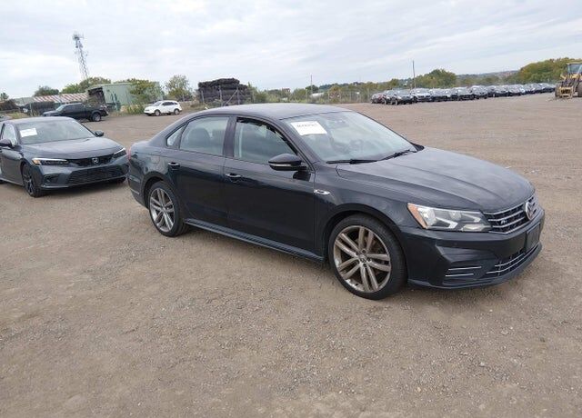 2018 VOLKSWAGEN Passat
